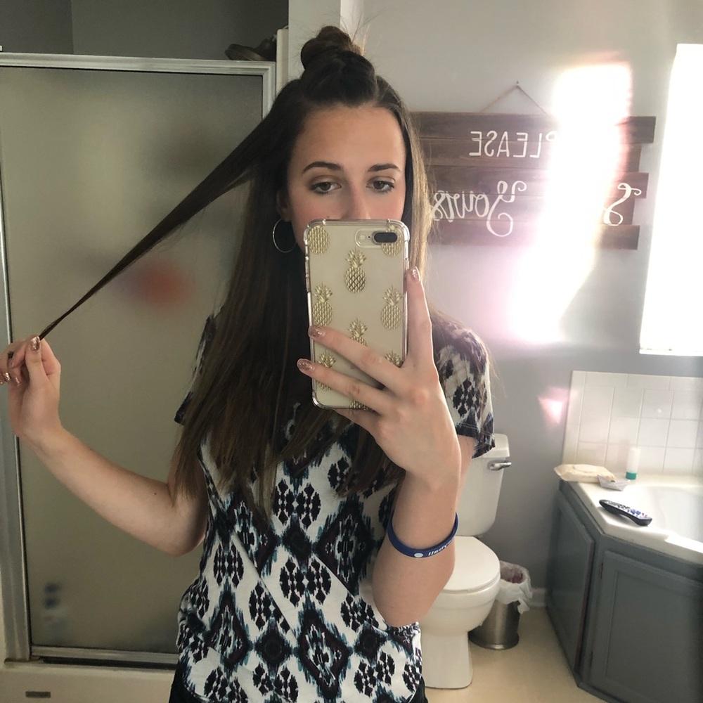 Meet your Posher, Jasmine